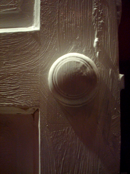 yes, i painted the knob too